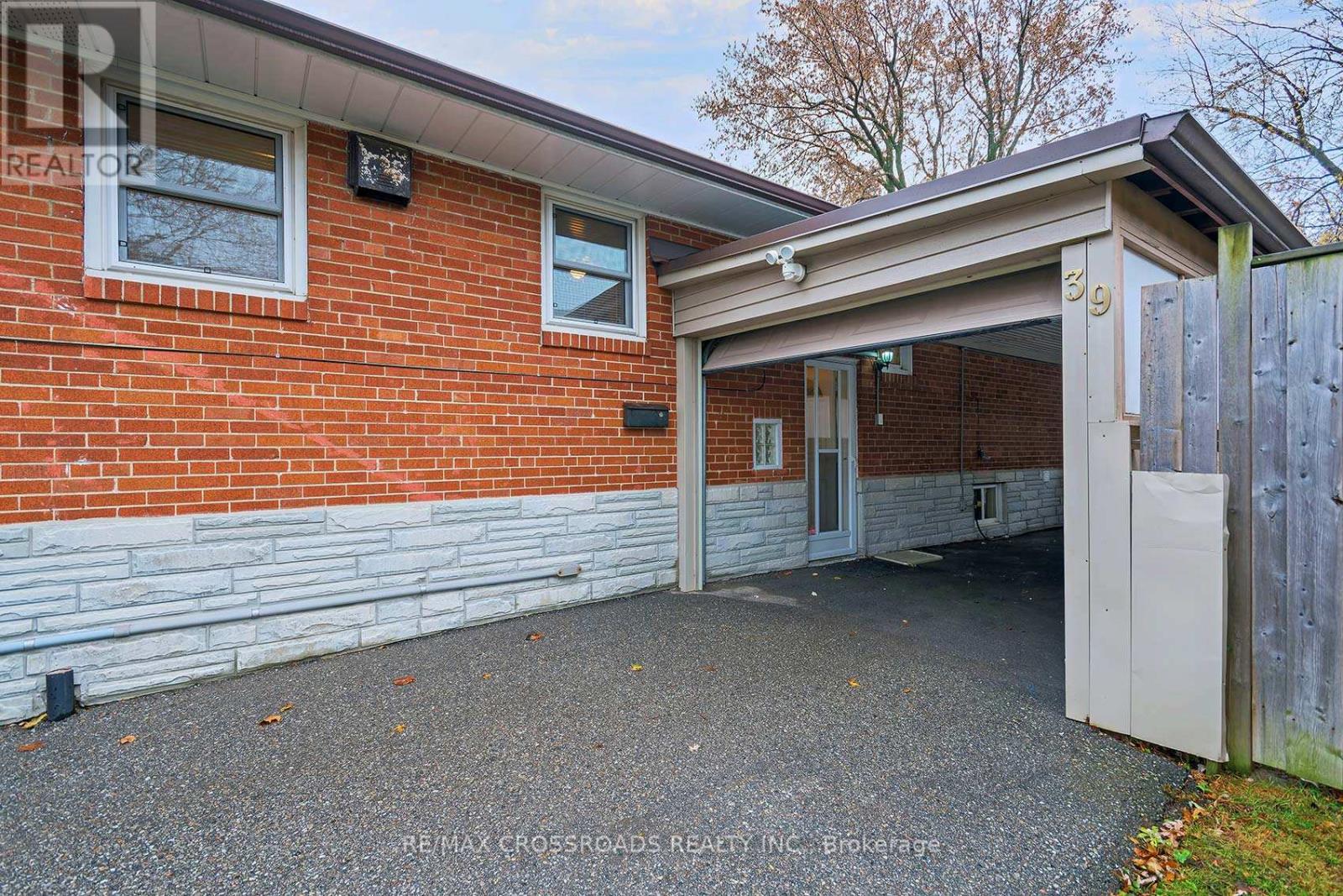 39 Pandora Circle, Toronto, Ontario  M1H 1V4 - Photo 37 - E12583012