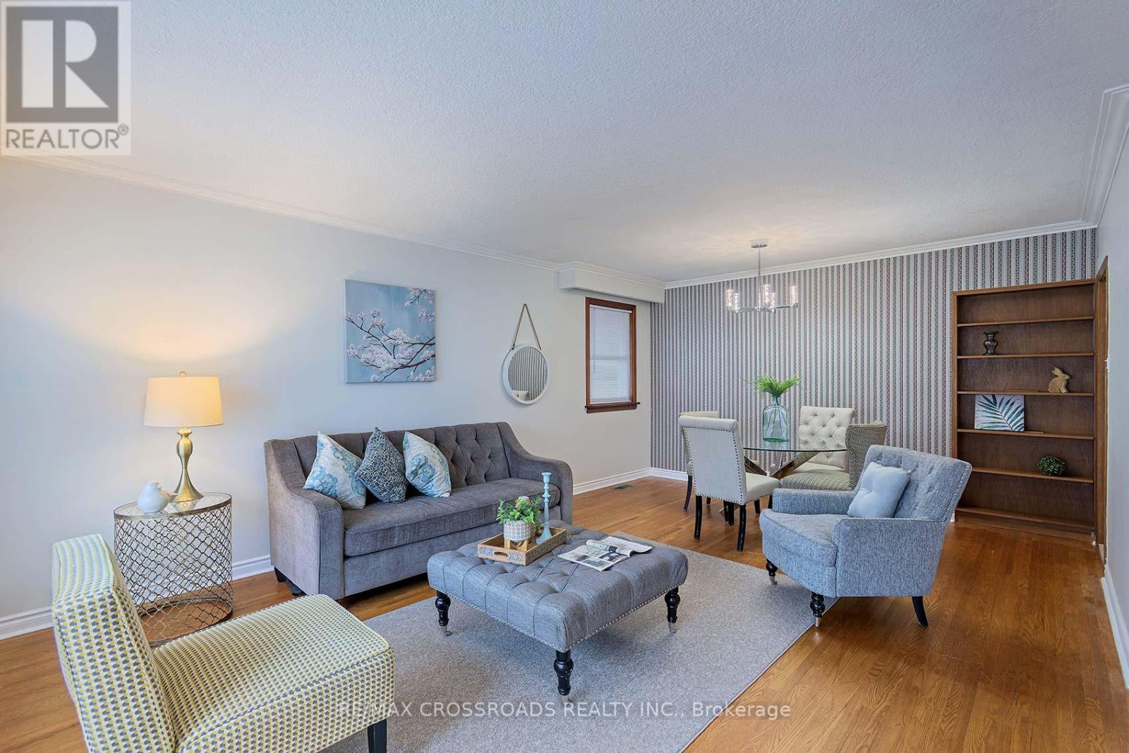 39 Pandora Circle, Toronto, Ontario  M1H 1V4 - Photo 4 - E12583012