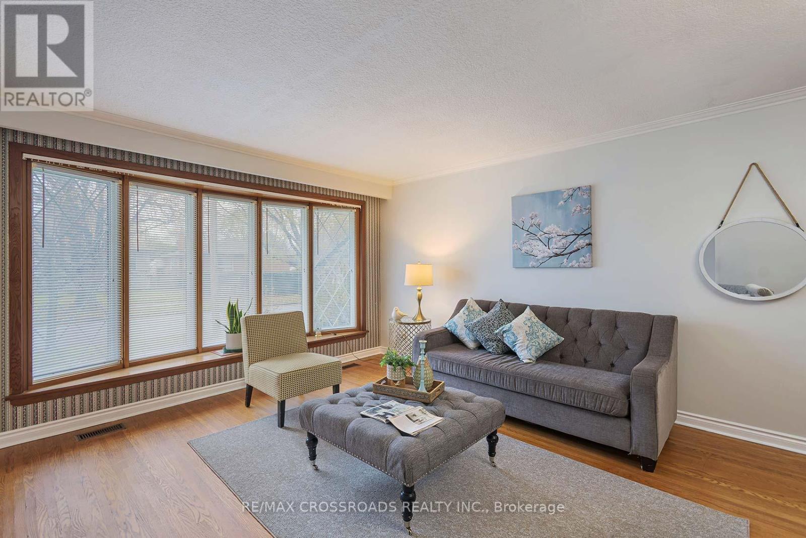 39 Pandora Circle, Toronto, Ontario  M1H 1V4 - Photo 5 - E12583012