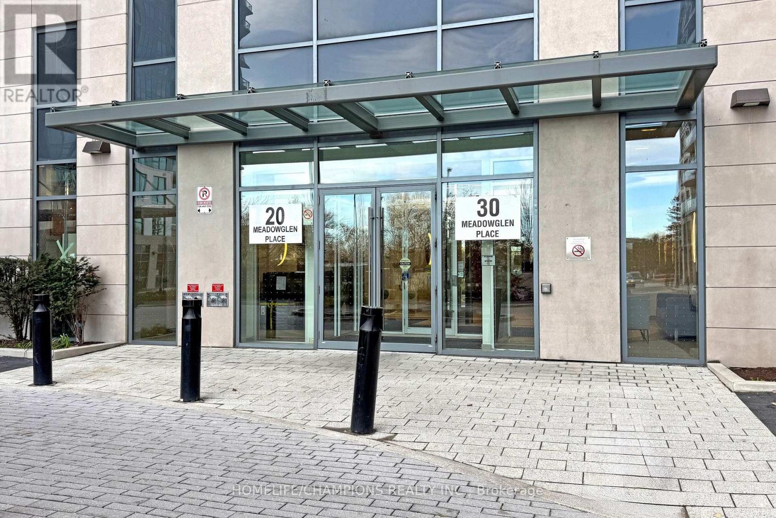 20 Meadowglen Place, Toronto, Ontario  M1G 0A9 - Photo 4 - E12583038