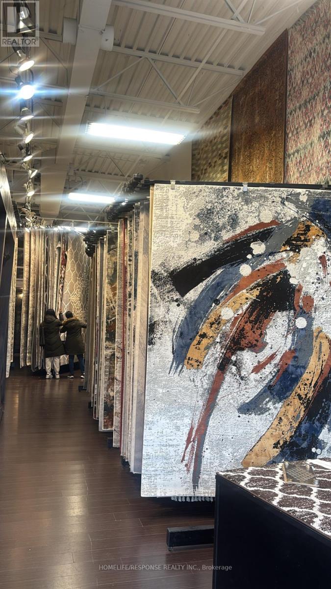 361 Parkhurst Square, Brampton, Ontario  L6T 0C2 - Photo 4 - W12582632