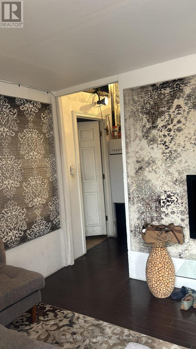 361 Parkhurst Square, Brampton, Ontario  L6T 0C2 - Photo 6 - W12582632