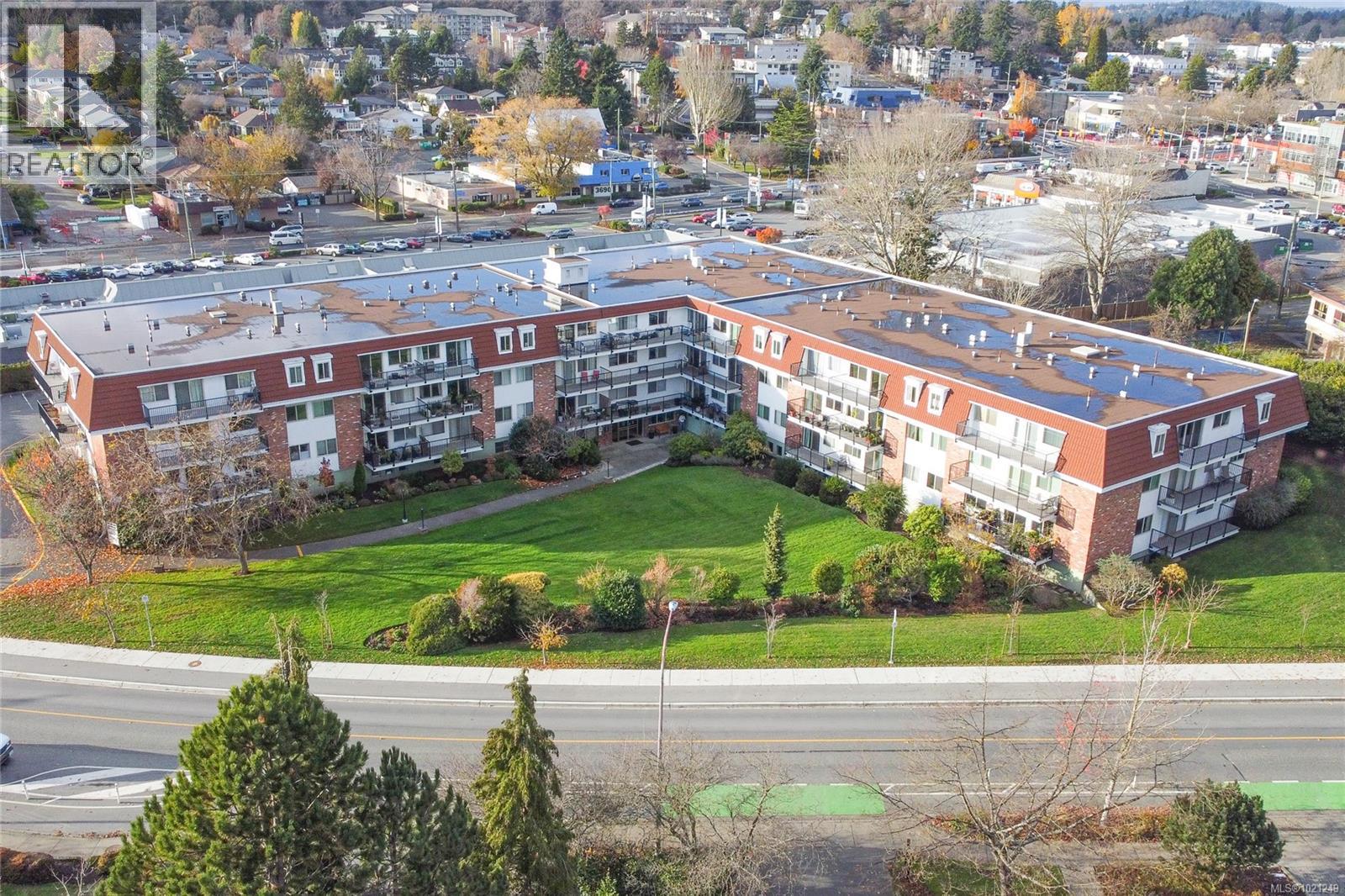 218 1680 Poplar Ave, Saanich, British Columbia  V8P 4K7 - Photo 17 - 1021249