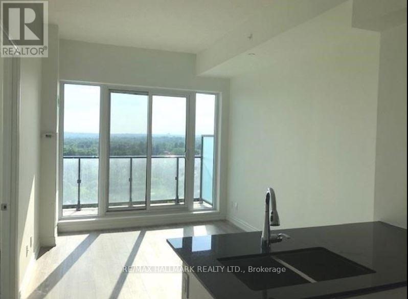 1201 - 9618 Yonge Street, Richmond Hill, Ontario  L4C 0X5 - Photo 3 - N12582912