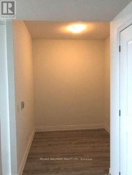 1201 - 9618 Yonge Street, Richmond Hill, Ontario  L4C 0X5 - Photo 9 - N12582912