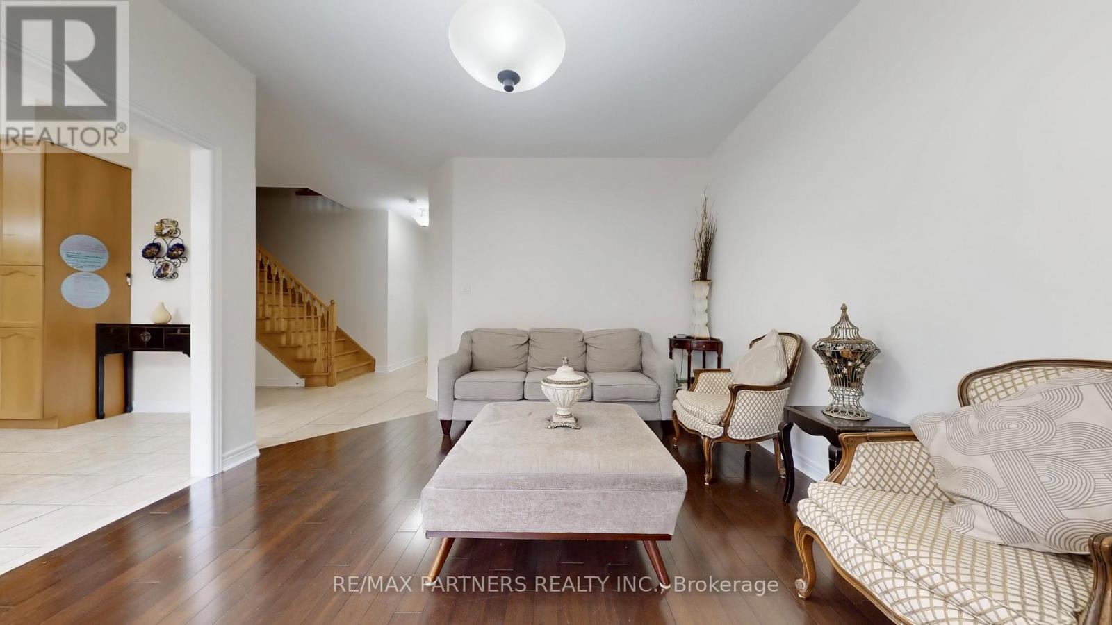 240 Swan Park Road, Markham, Ontario  L6E 0B1 - Photo 15 - N12583042