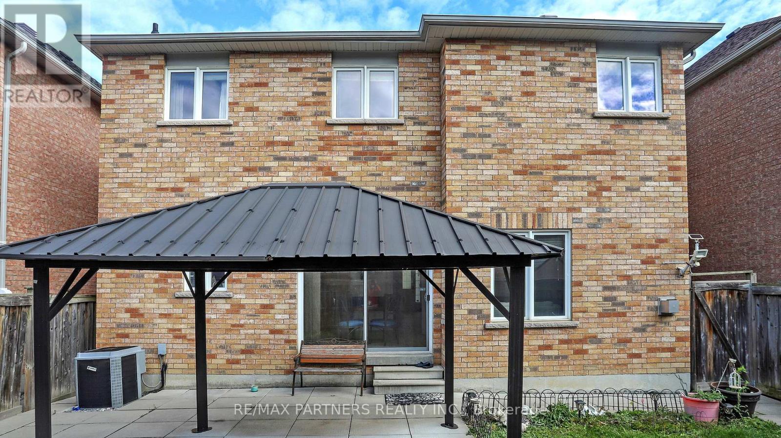 240 Swan Park Road, Markham, Ontario  L6E 0B1 - Photo 46 - N12583042