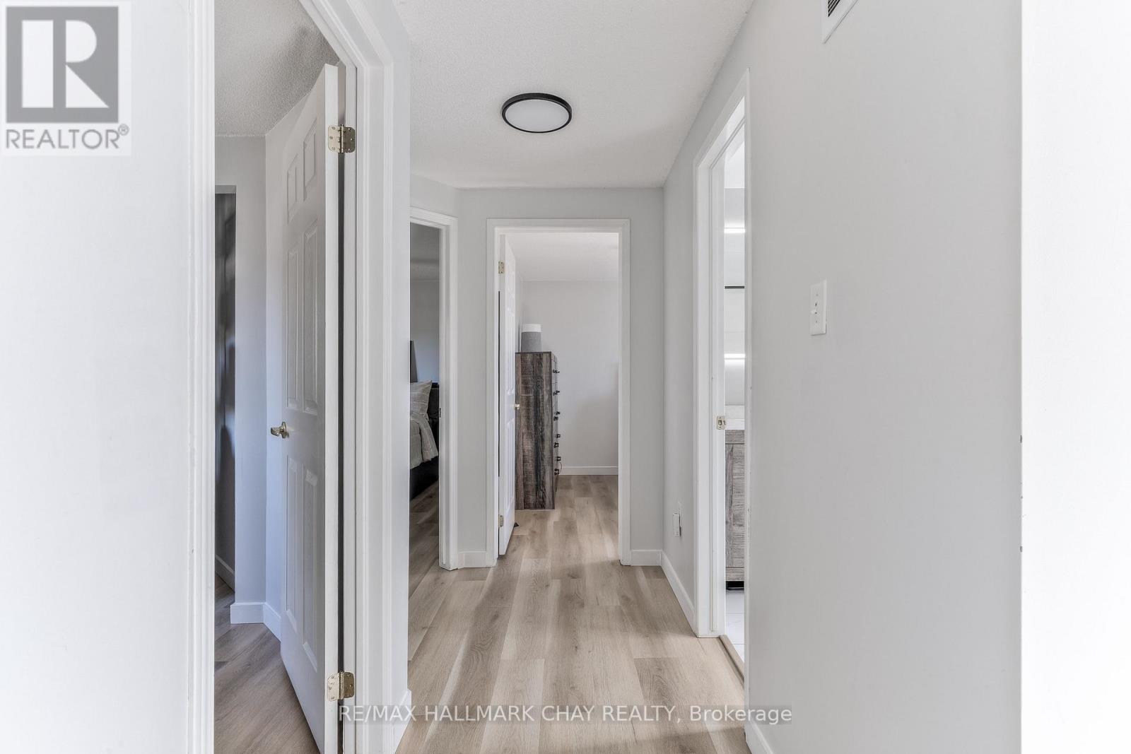 372 Dunsmore Lane, Barrie (Georgian Drive), Ontario  L4M 7B1 - Photo 15 - S12582898