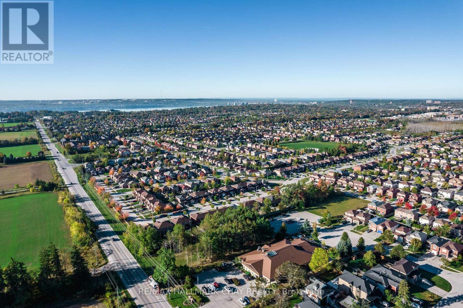 372 Dunsmore Lane, Barrie (Georgian Drive), Ontario  L4M 7B1 - Photo 34 - S12582898