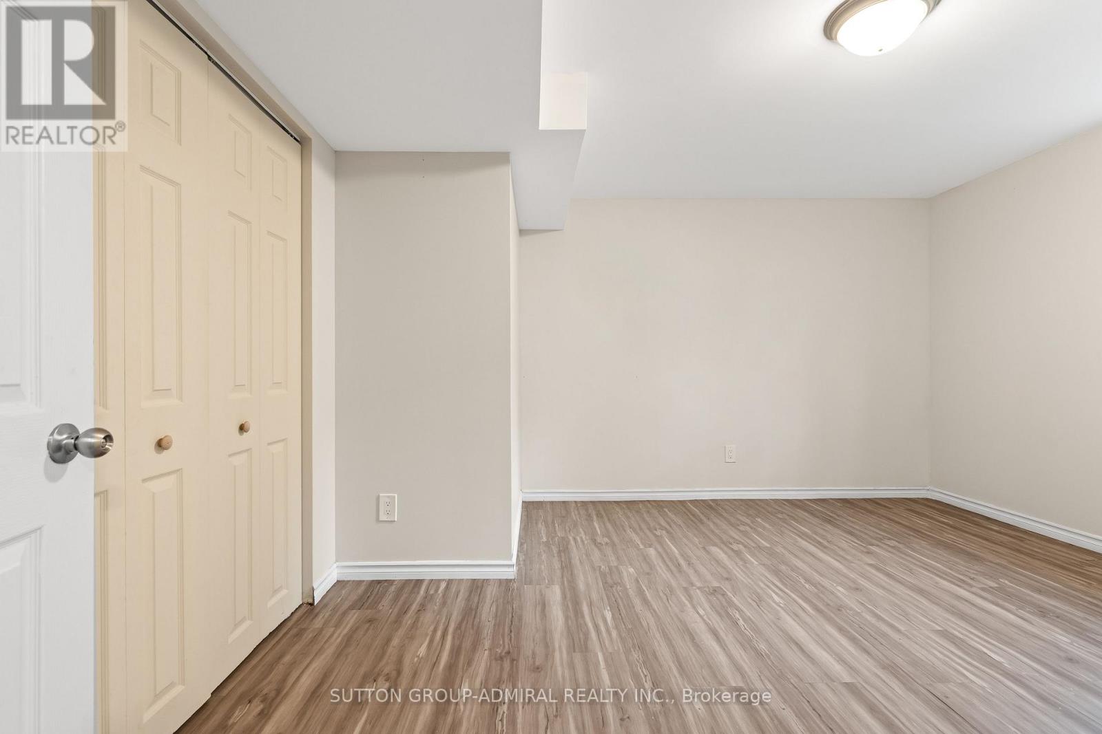 110 Cumberland Street, Barrie (Allandale), Ontario  L4N 2P7 - Photo 33 - S12582962