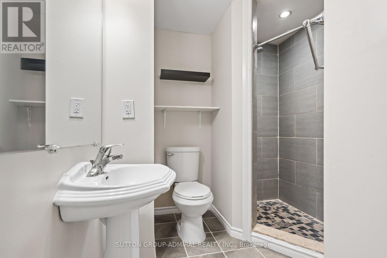 110 Cumberland Street, Barrie (Allandale), Ontario  L4N 2P7 - Photo 38 - S12582962