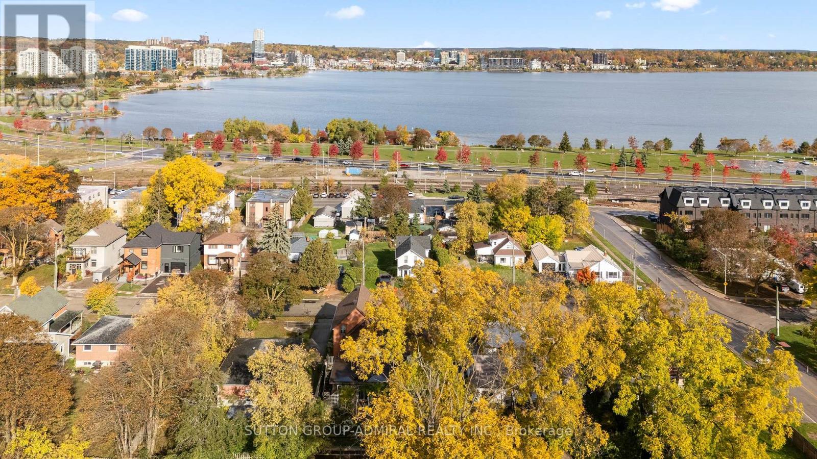 110 Cumberland Street, Barrie (Allandale), Ontario  L4N 2P7 - Photo 45 - S12582962