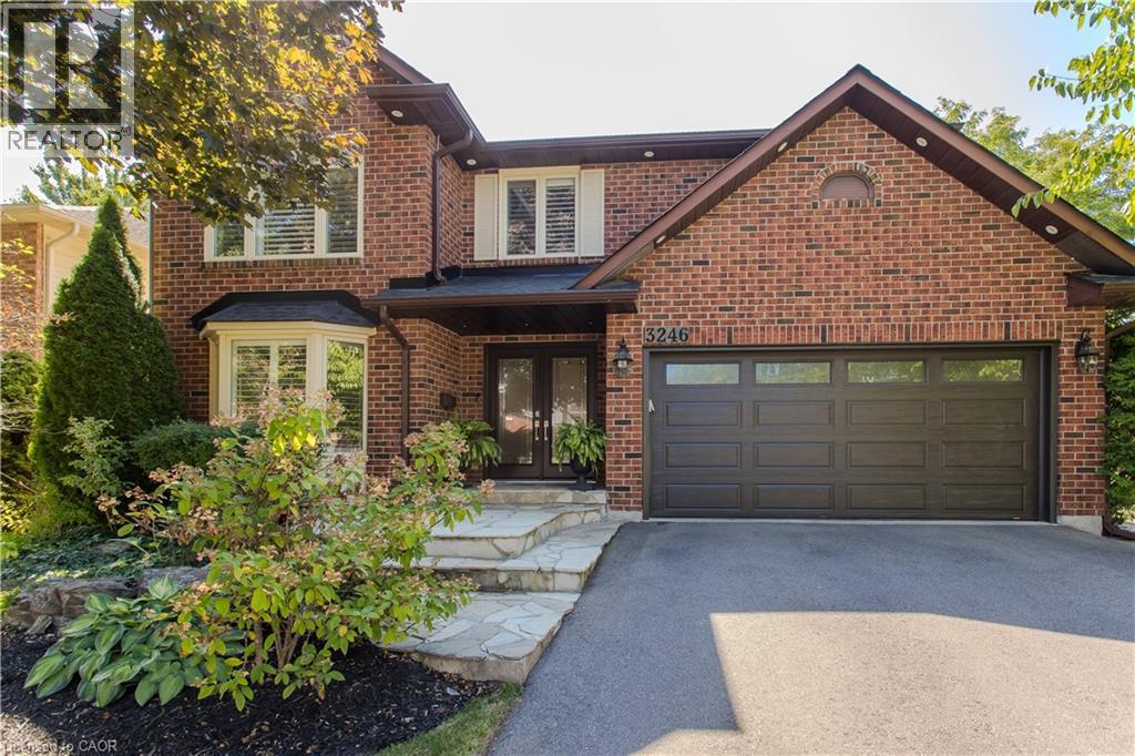 3246 Folkway Drive, Burlington, Ontario  L7M 3J6 - Photo 3 - 40784577