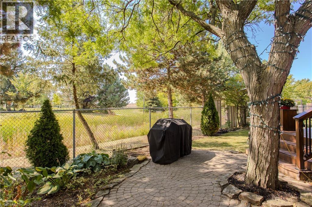 3246 Folkway Drive, Burlington, Ontario  L7M 3J6 - Photo 8 - 40784577