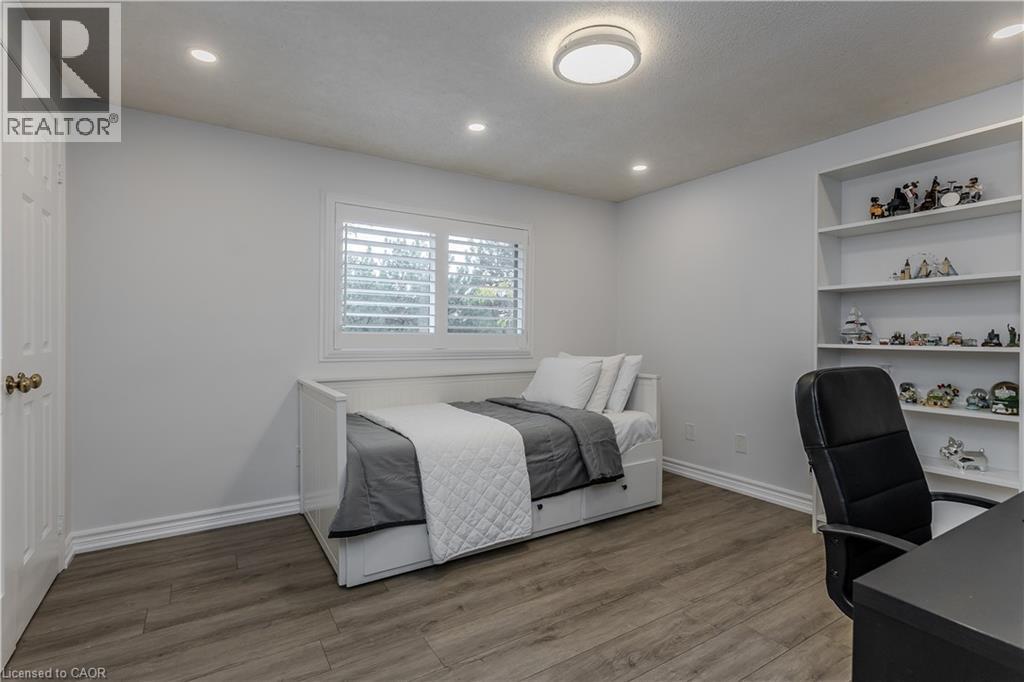 3246 Folkway Drive, Burlington, Ontario  L7M 3J6 - Photo 33 - 40784577