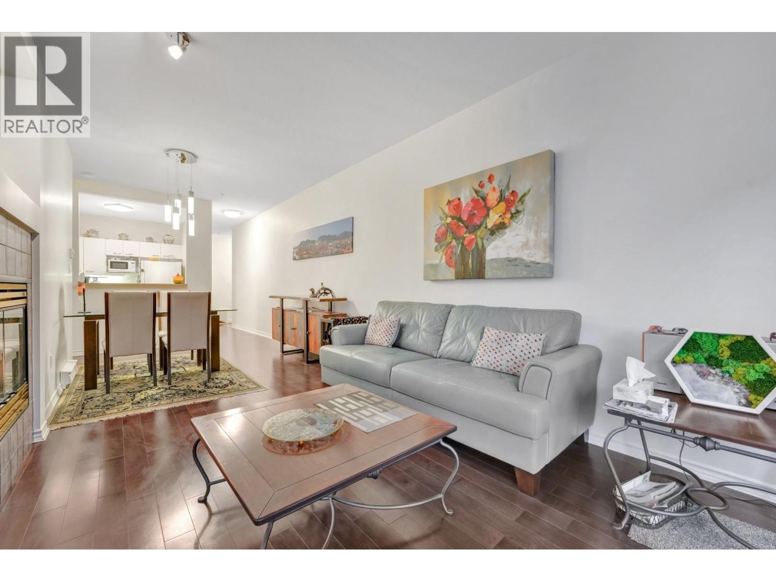 208 588 Twelfth Street, New Westminster, British Columbia V3M 4H9 - Photo 4 - R3070463