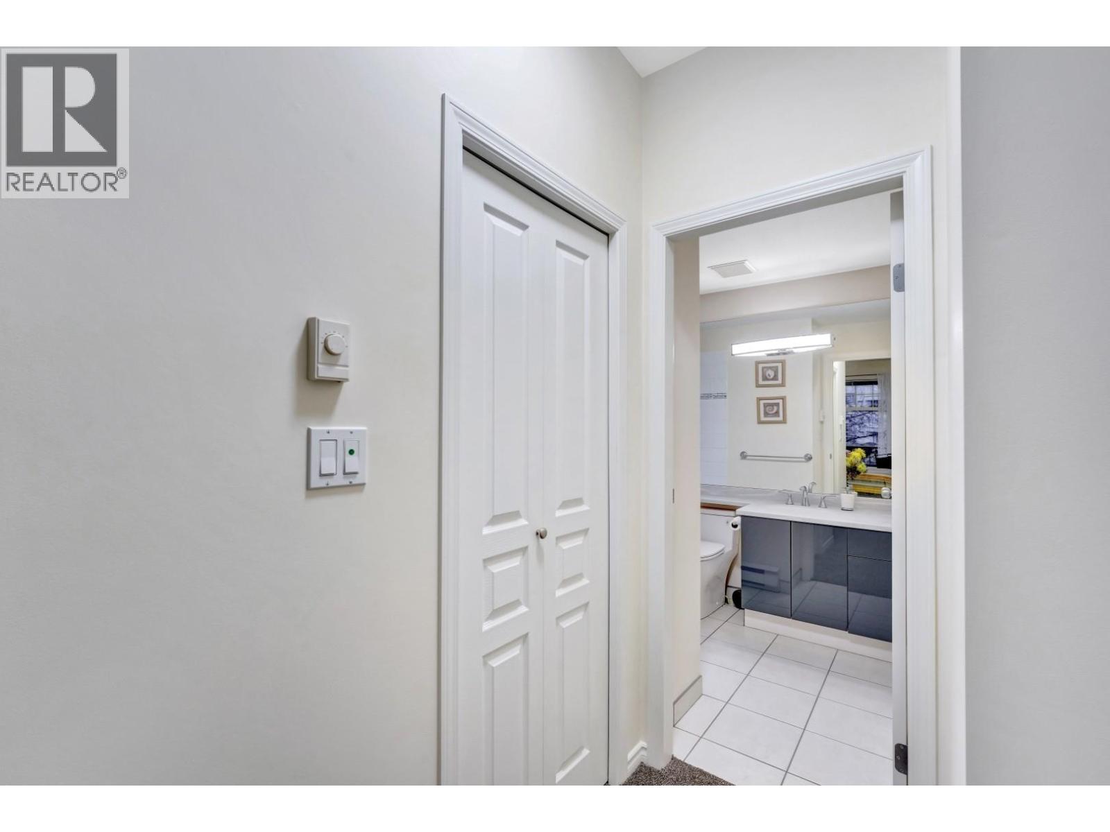 208 588 Twelfth Street, New Westminster, British Columbia V3M 4H9 - Photo 21 - R3070463