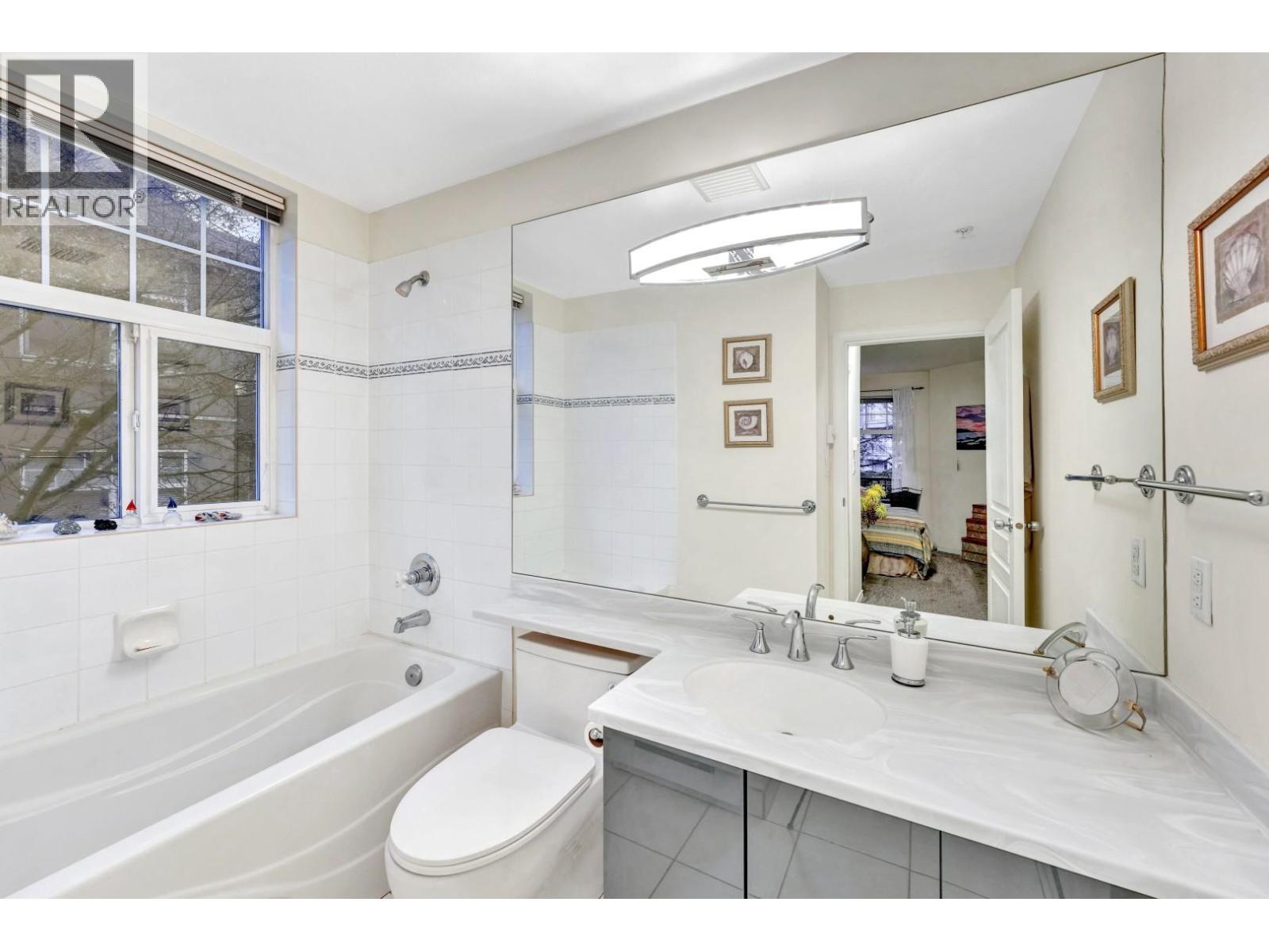 208 588 Twelfth Street, New Westminster, British Columbia V3M 4H9 - Photo 17 - R3070463