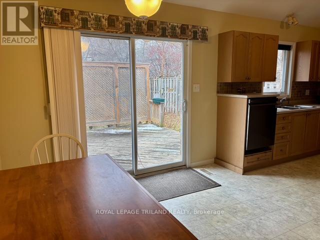 837 Silversmith Street, London North, Ontario  N6H 5T4 - Photo 8 - X12583112