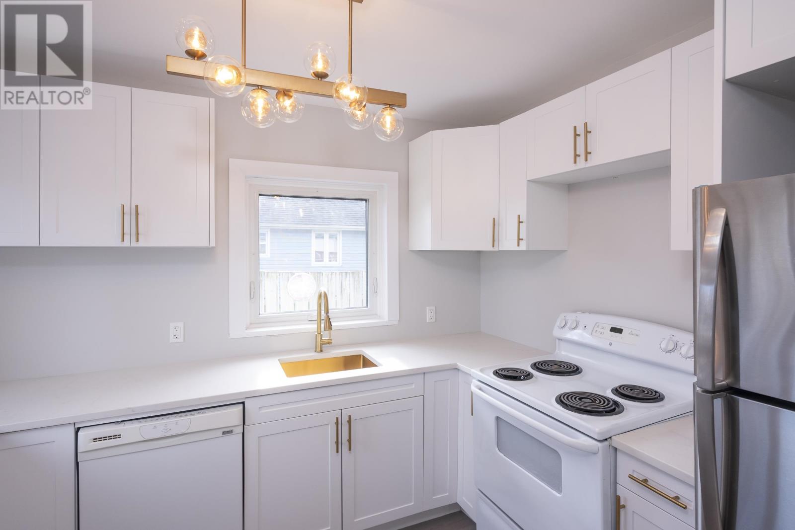 348 Frankwood Ave, Thunder Bay, Ontario  P7B 4P6 - Photo 13 - TB253531