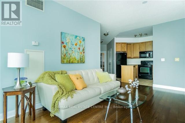 1306 - 70 Absolute Avenue, Mississauga, Ontario  L4Z 0A4 - Photo 5 - W12582928