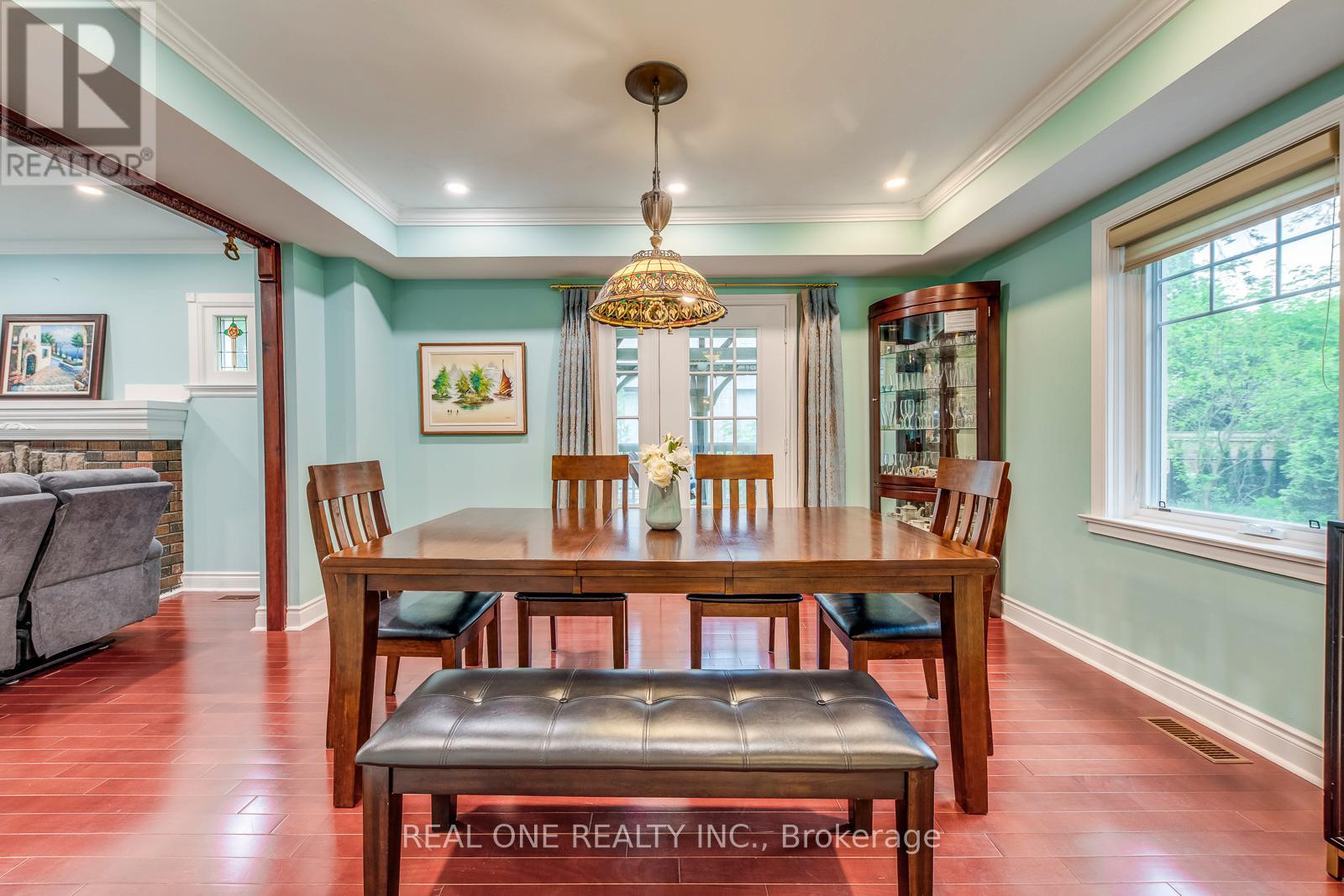 398 Maple Grove Drive, Oakville, Ontario  L6J 4V7 - Photo 11 - W12582938