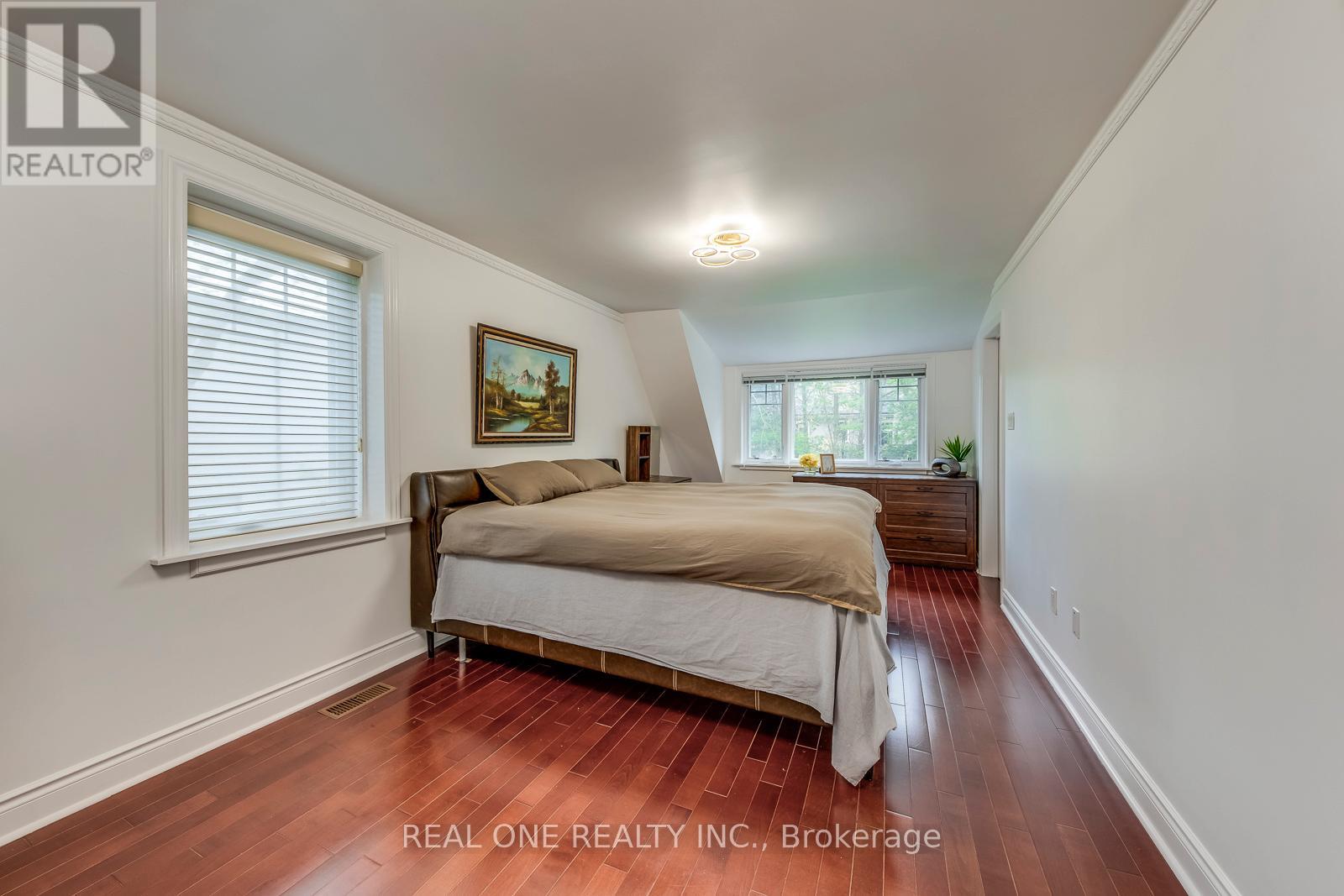 398 Maple Grove Drive, Oakville, Ontario  L6J 4V7 - Photo 24 - W12582938