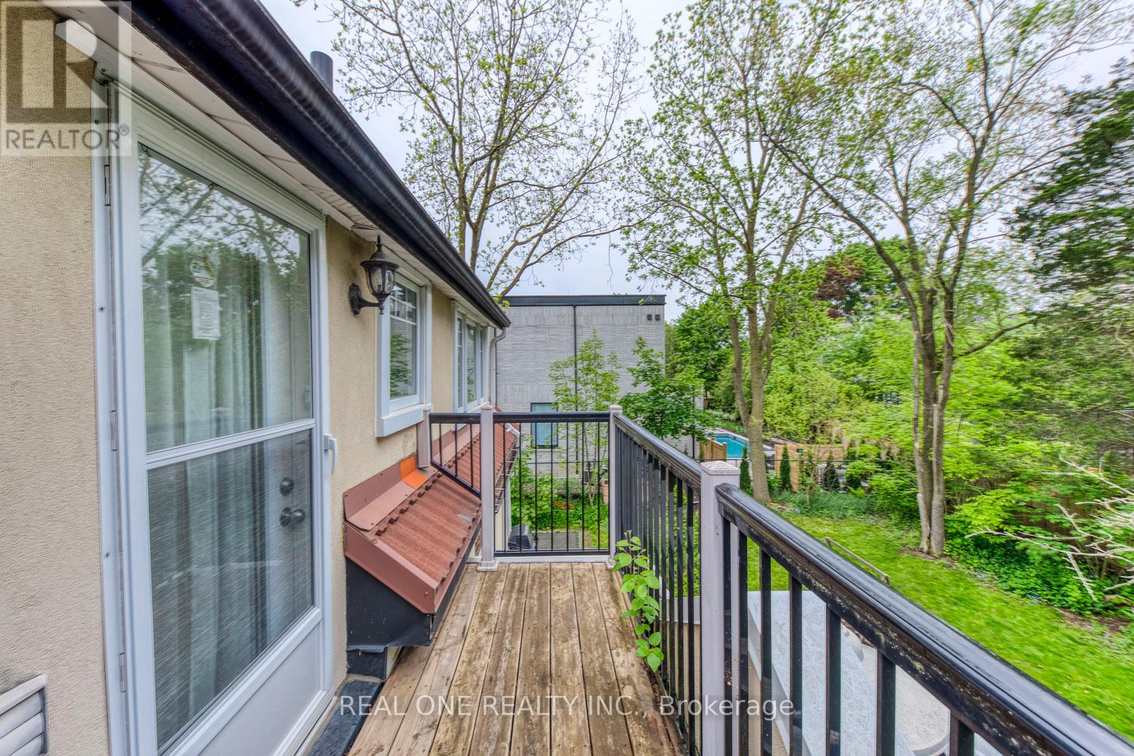 398 Maple Grove Drive, Oakville, Ontario  L6J 4V7 - Photo 32 - W12582938