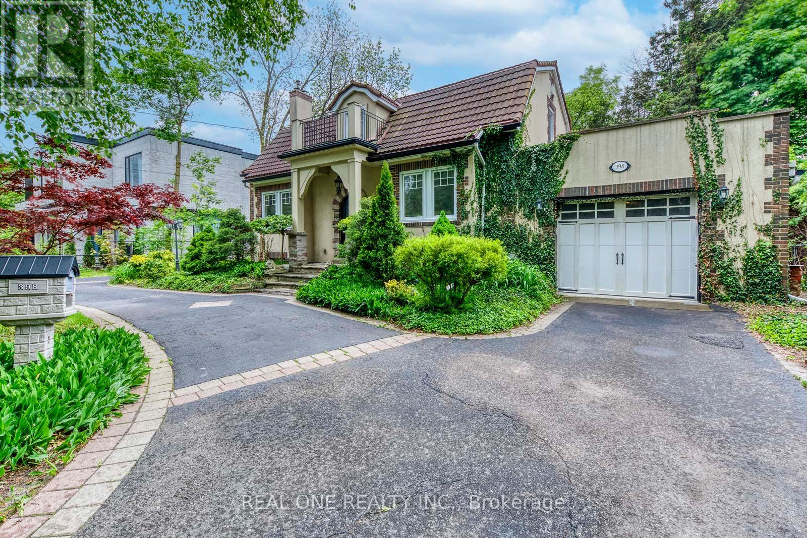 398 Maple Grove Drive, Oakville, Ontario  L6J 4V7 - Photo 4 - W12582938