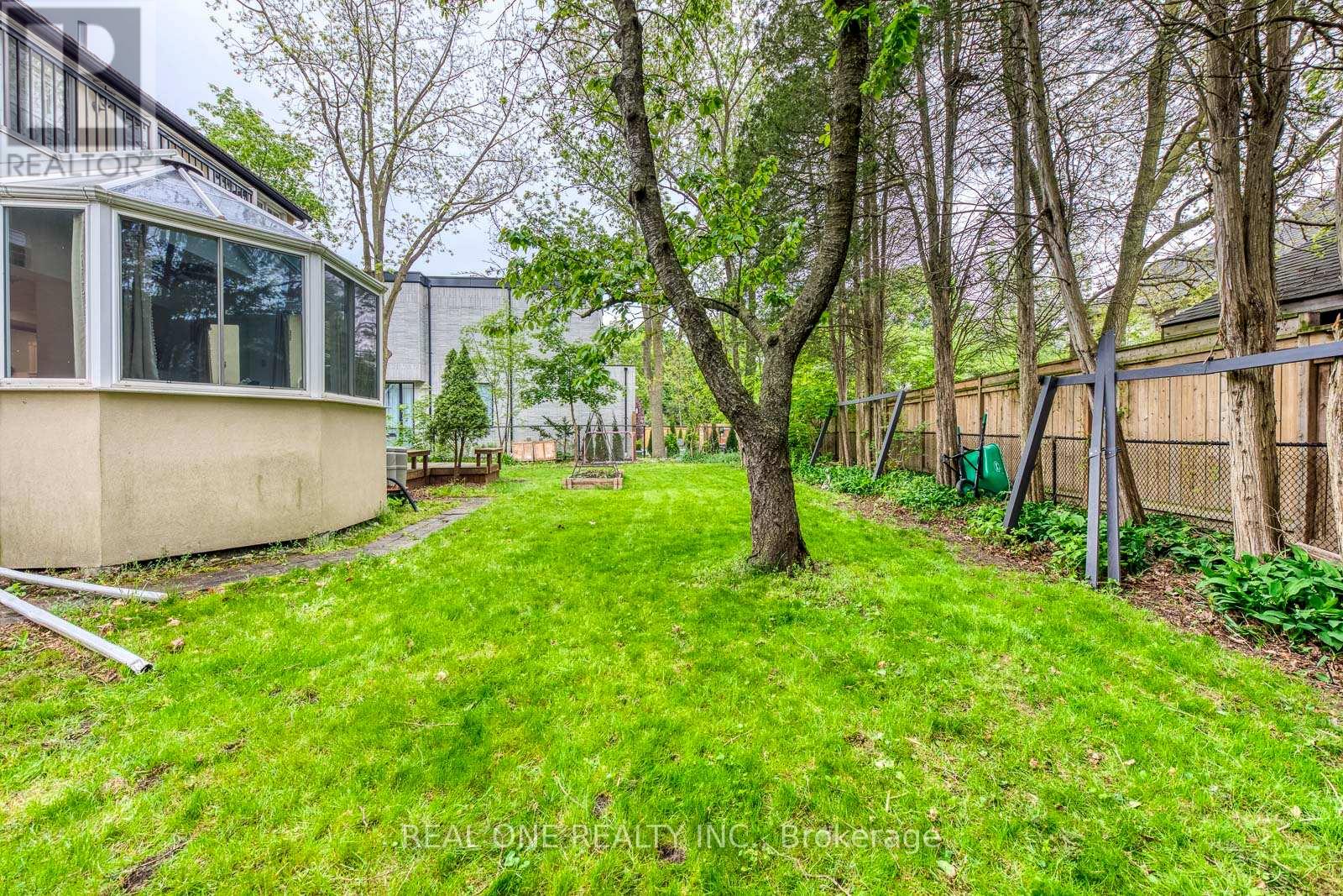 398 Maple Grove Drive, Oakville, Ontario  L6J 4V7 - Photo 44 - W12582938