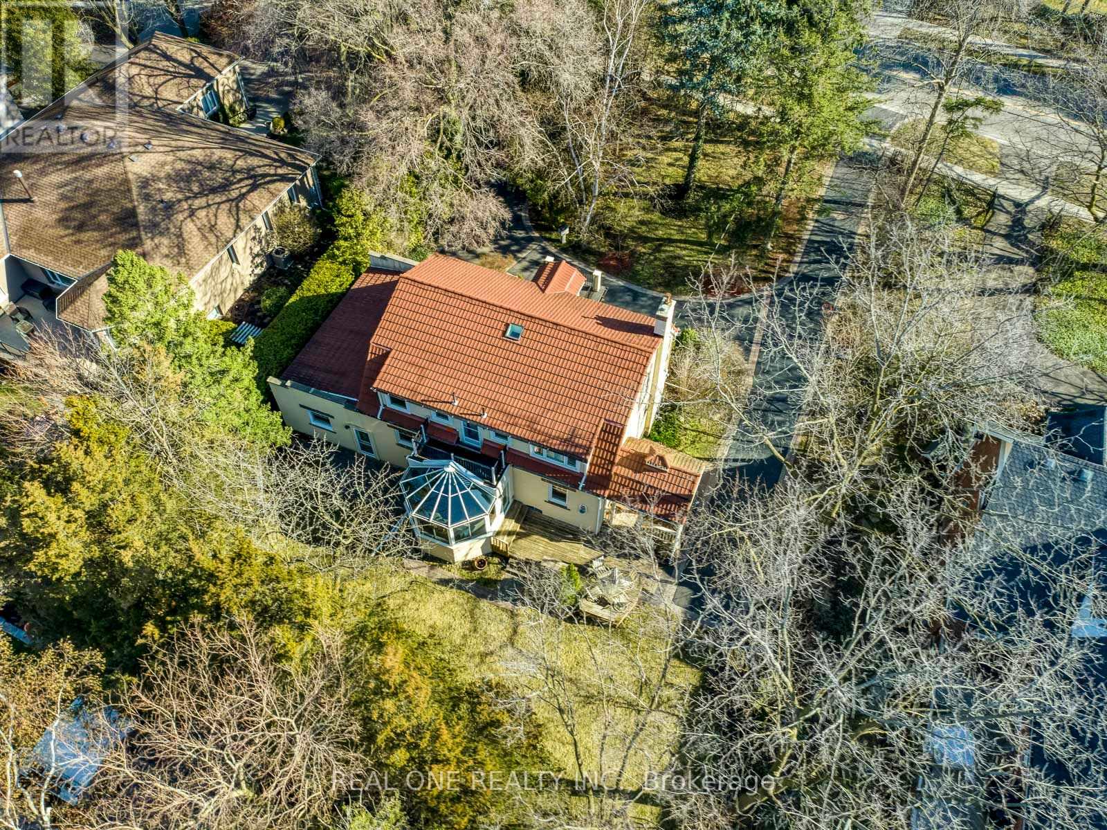 398 Maple Grove Drive, Oakville, Ontario  L6J 4V7 - Photo 48 - W12582938