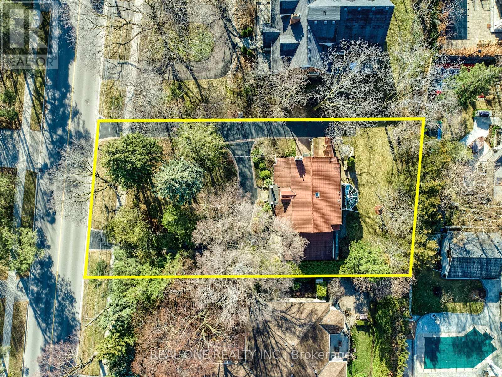 398 Maple Grove Drive, Oakville, Ontario  L6J 4V7 - Photo 49 - W12582938