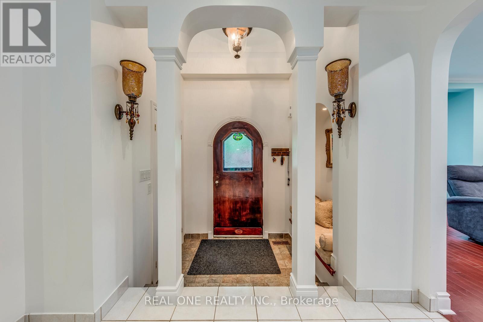 398 Maple Grove Drive, Oakville, Ontario  L6J 4V7 - Photo 7 - W12582938