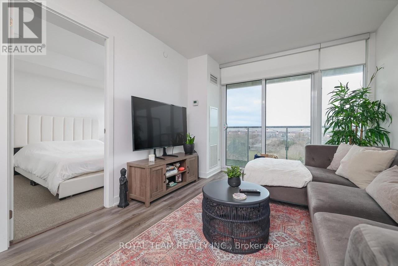 1014 - 160 Flemington Road, Toronto, Ontario  M6A 2E3 - Photo 14 - W12582958