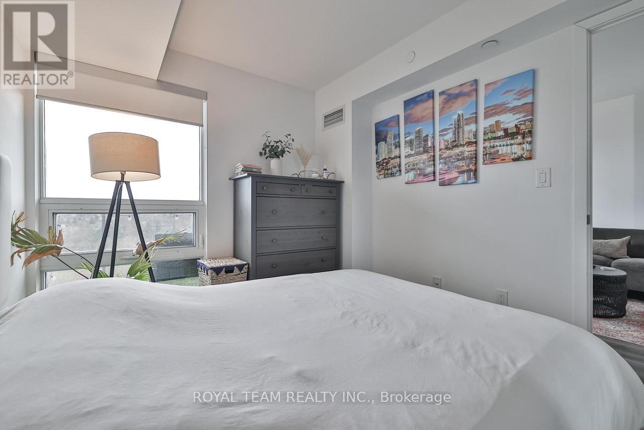 1014 - 160 Flemington Road, Toronto, Ontario  M6A 2E3 - Photo 19 - W12582958