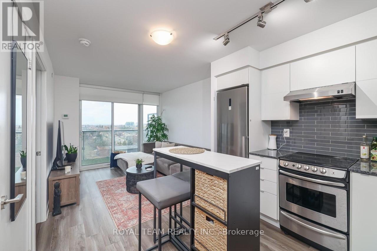 1014 - 160 Flemington Road, Toronto, Ontario  M6A 2E3 - Photo 6 - W12582958