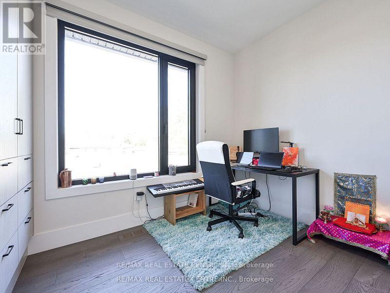 1181 Ogden Avenue, Mississauga, Ontario  L5E 2G8 - Photo 38 - W12582966