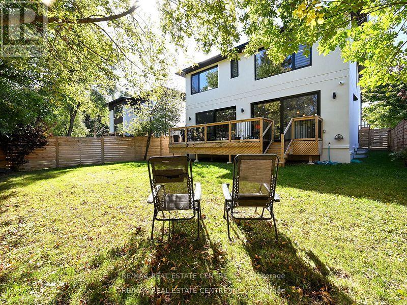 1181 Ogden Avenue, Mississauga, Ontario  L5E 2G8 - Photo 49 - W12582966