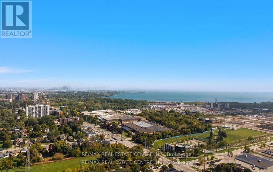 1181 Ogden Avenue, Mississauga, Ontario  L5E 2G8 - Photo 50 - W12582966