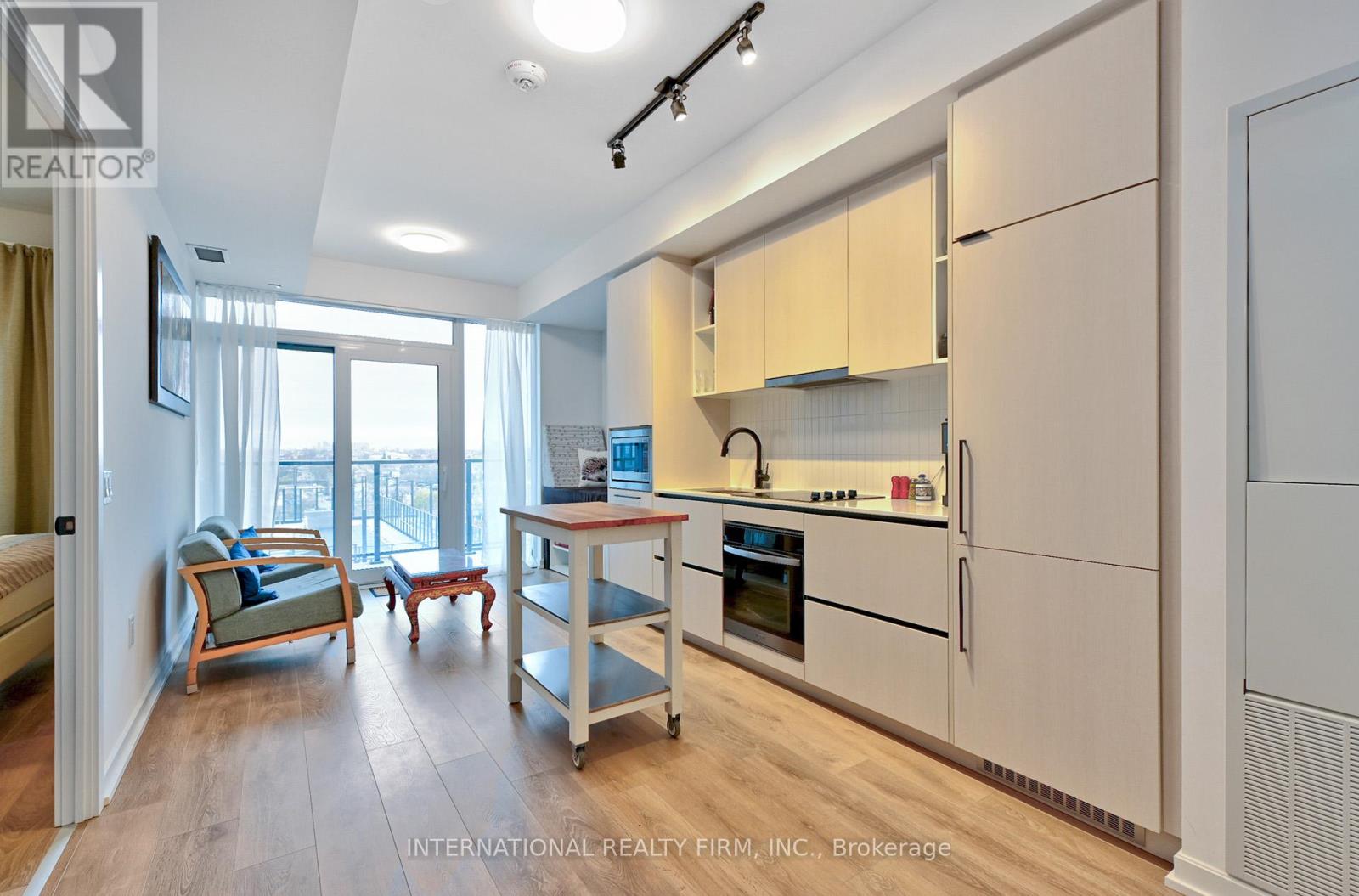 1308 - 10 Graphophone Grove, Toronto, Ontario  M6H 0E5 - Photo 10 - W12582978