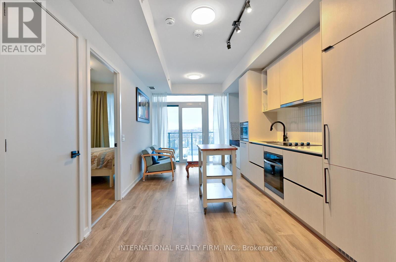 1308 - 10 Graphophone Grove, Toronto, Ontario  M6H 0E5 - Photo 11 - W12582978