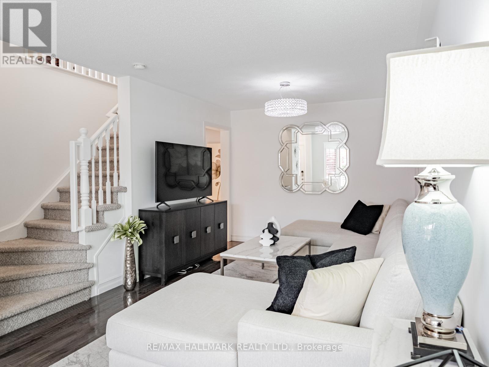 1519 Evans Terrace, Milton, Ontario  L9T 5J5 - Photo 10 - W12582980