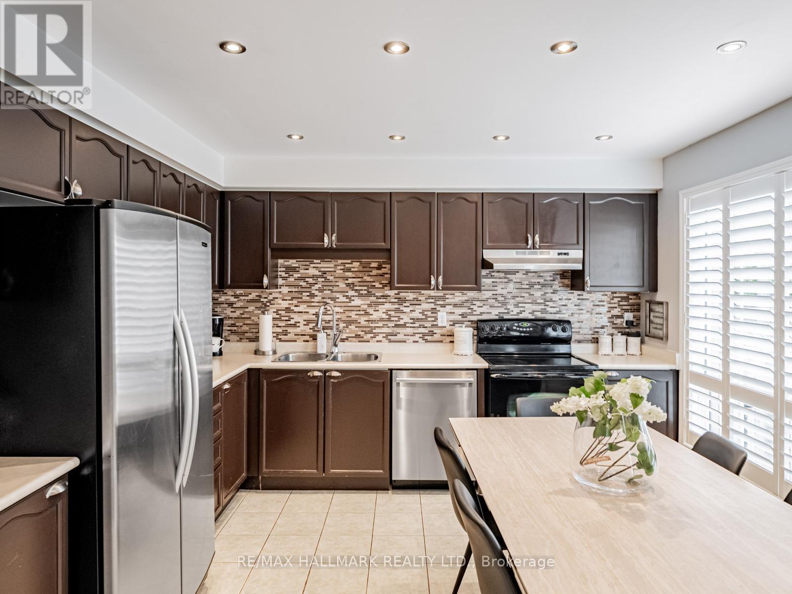 1519 Evans Terrace, Milton, Ontario  L9T 5J5 - Photo 11 - W12582980