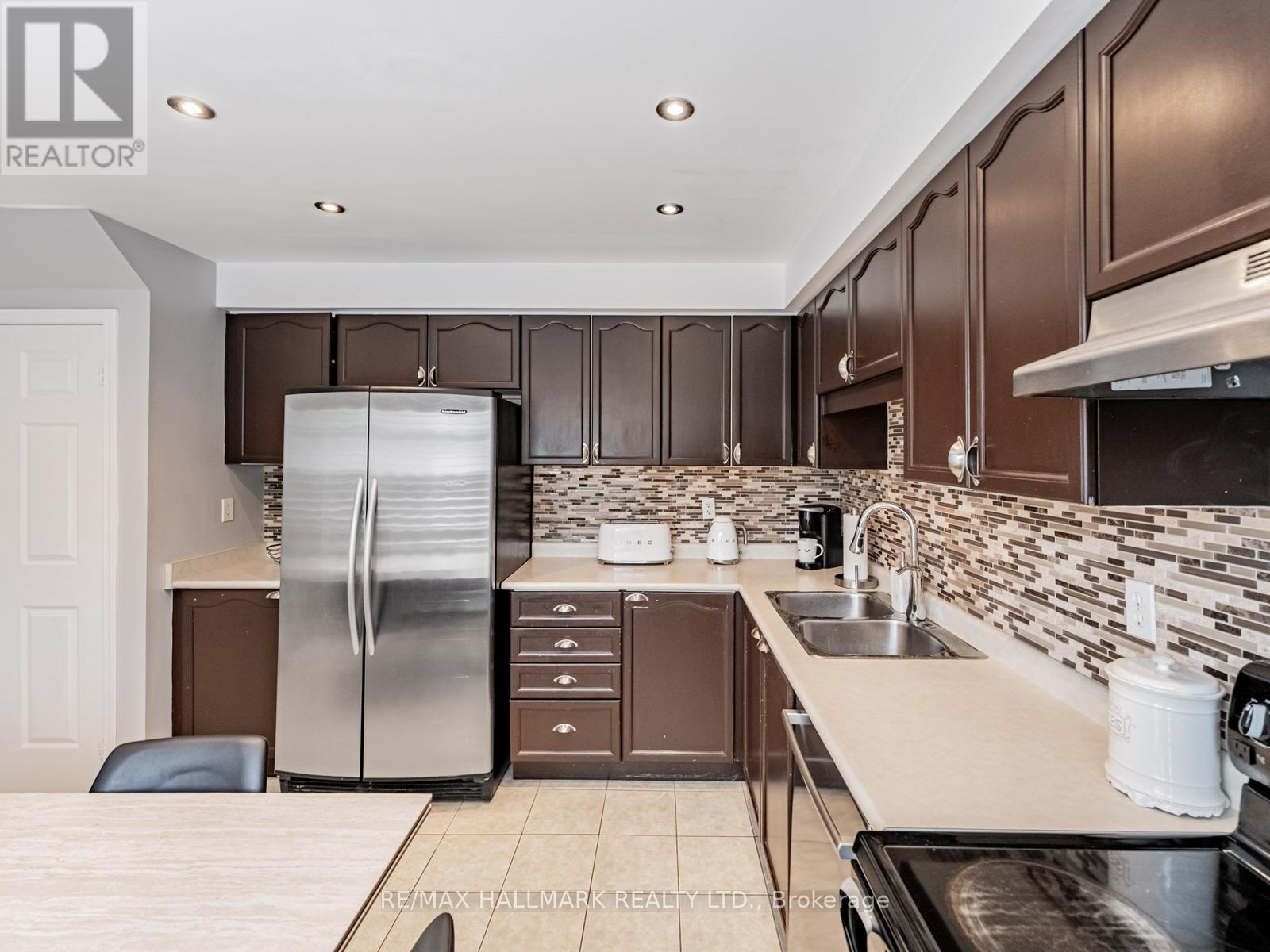 1519 Evans Terrace, Milton, Ontario  L9T 5J5 - Photo 15 - W12582980