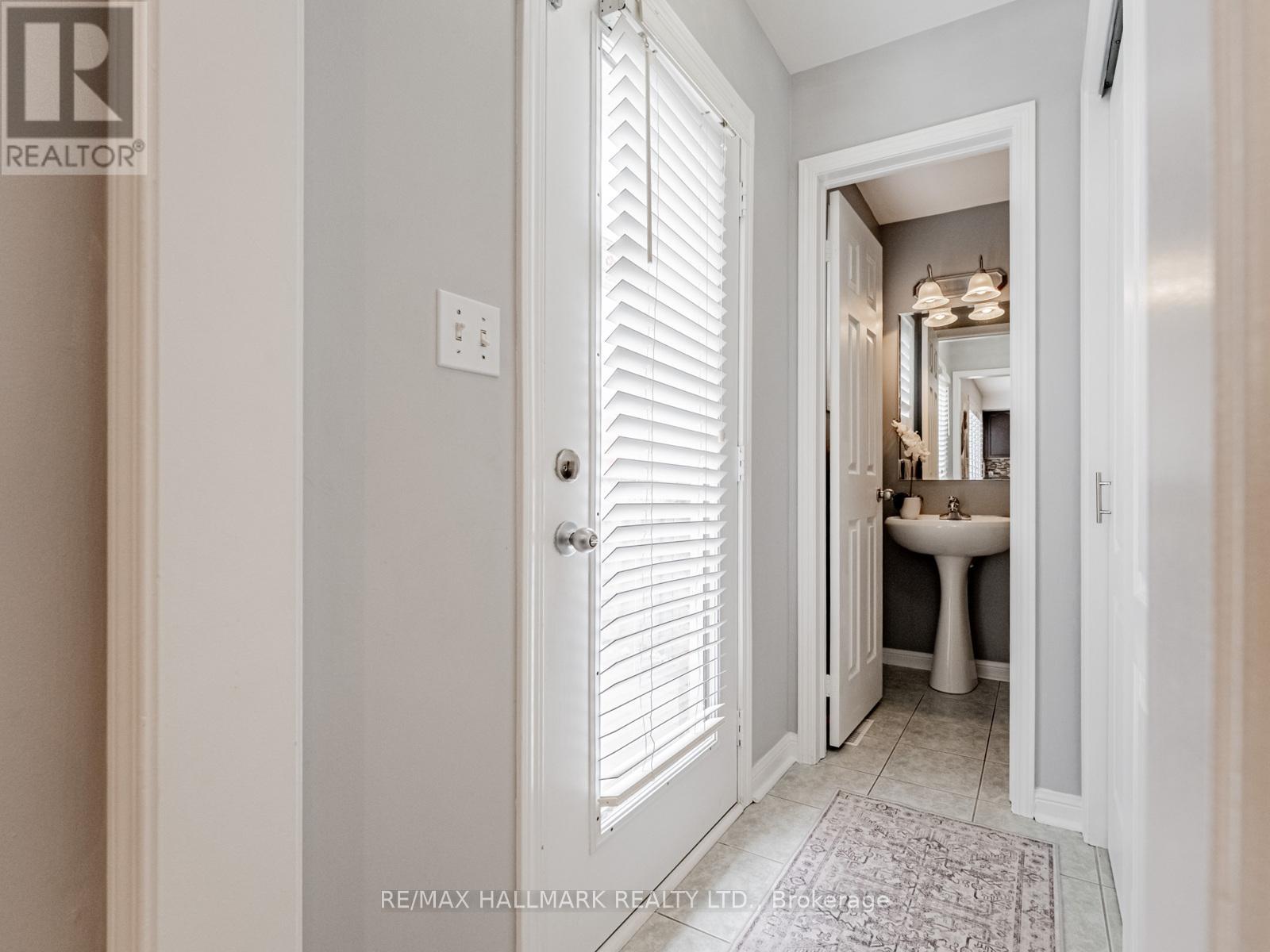 1519 Evans Terrace, Milton, Ontario  L9T 5J5 - Photo 17 - W12582980