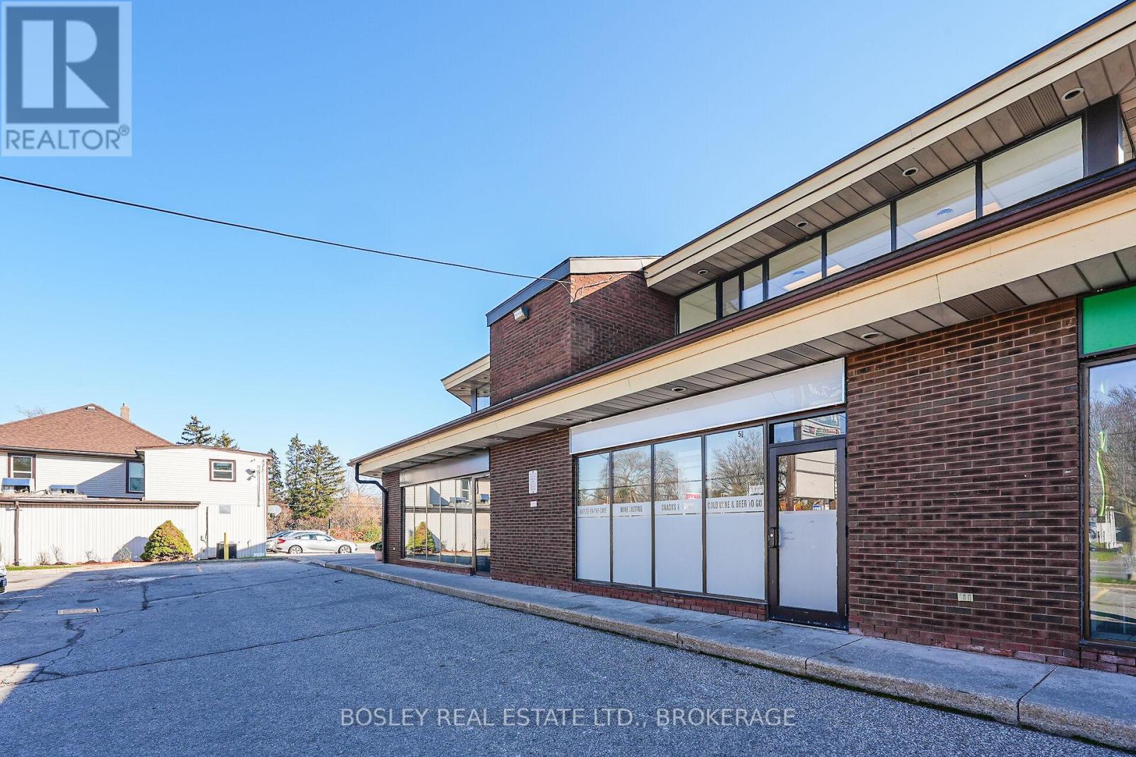 Unit 5 - 242 Mary Street, Niagara-On-The-Lake (Town), Ontario  L0S 1J0 - Photo 2 - X12583136