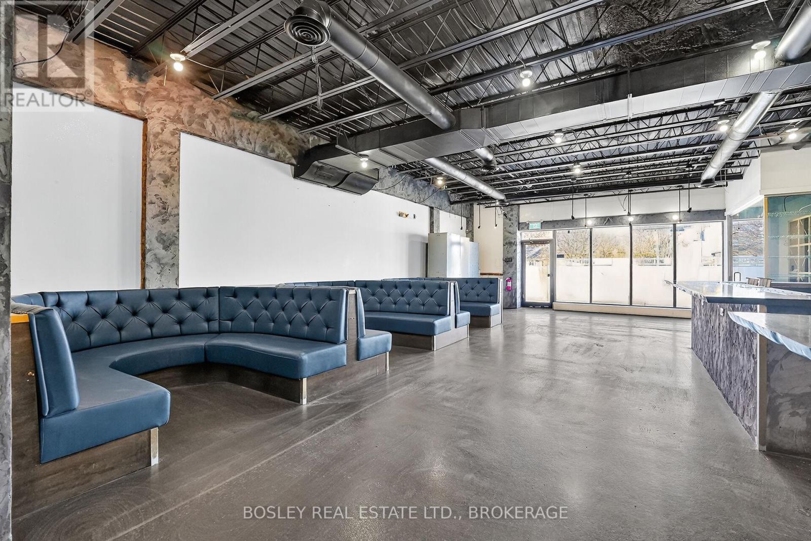 Unit 5 - 242 Mary Street, Niagara-On-The-Lake (Town), Ontario  L0S 1J0 - Photo 3 - X12583136