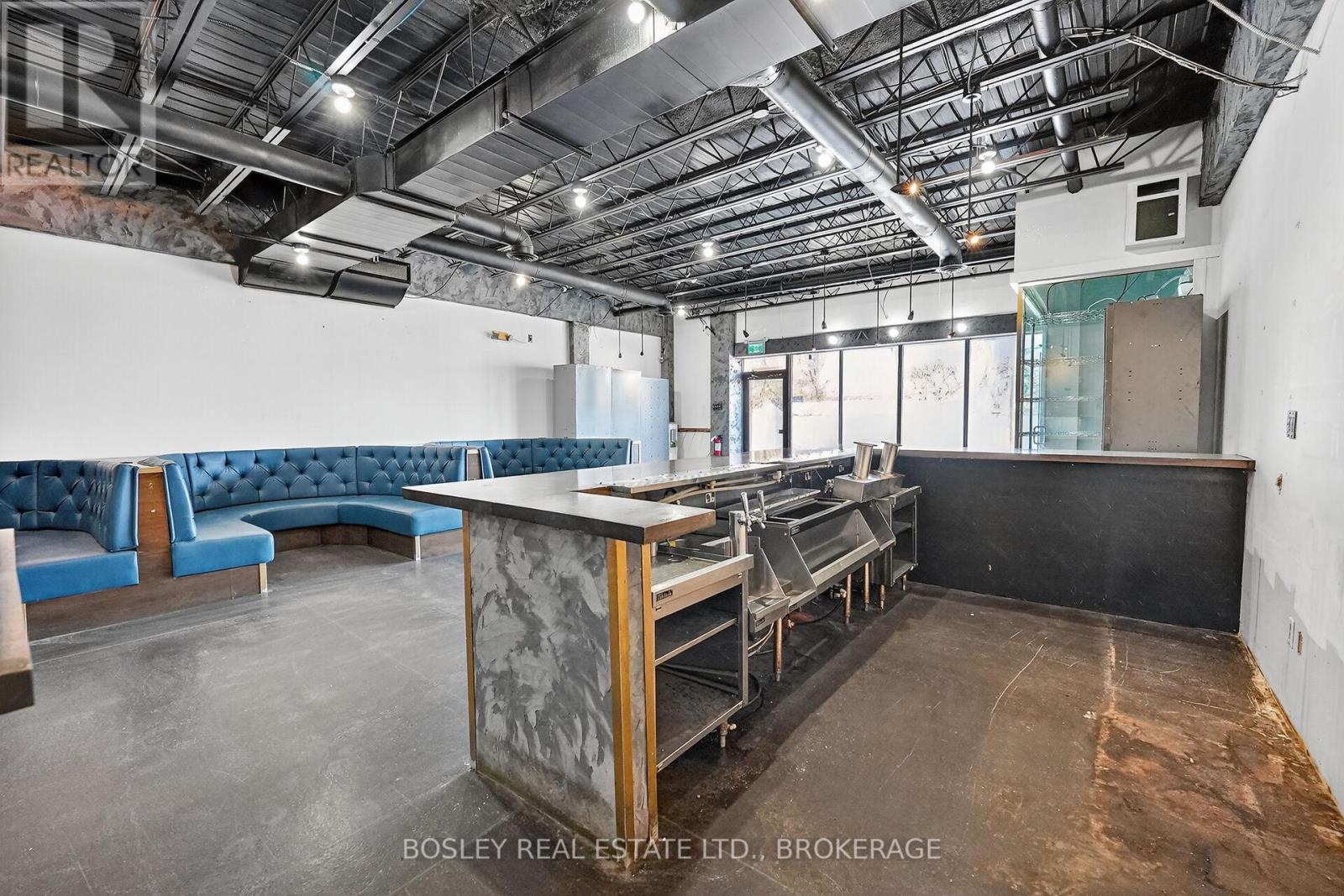 Unit 5 - 242 Mary Street, Niagara-On-The-Lake (Town), Ontario  L0S 1J0 - Photo 5 - X12583136