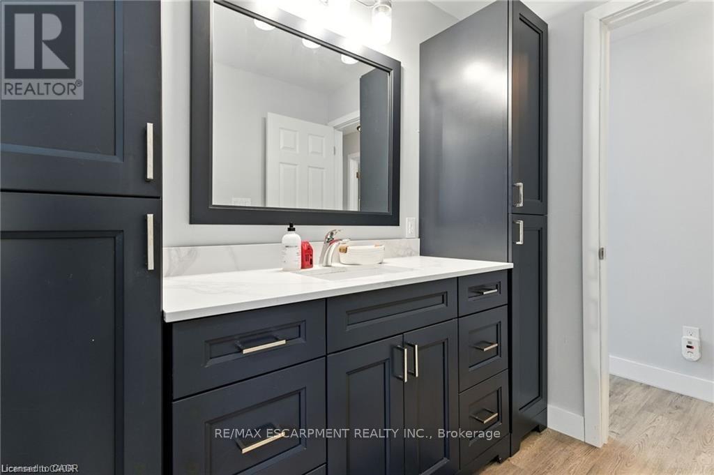 19 Wallace Place, Haldimand, Ontario  N3W 1G4 - Photo 23 - X12583000