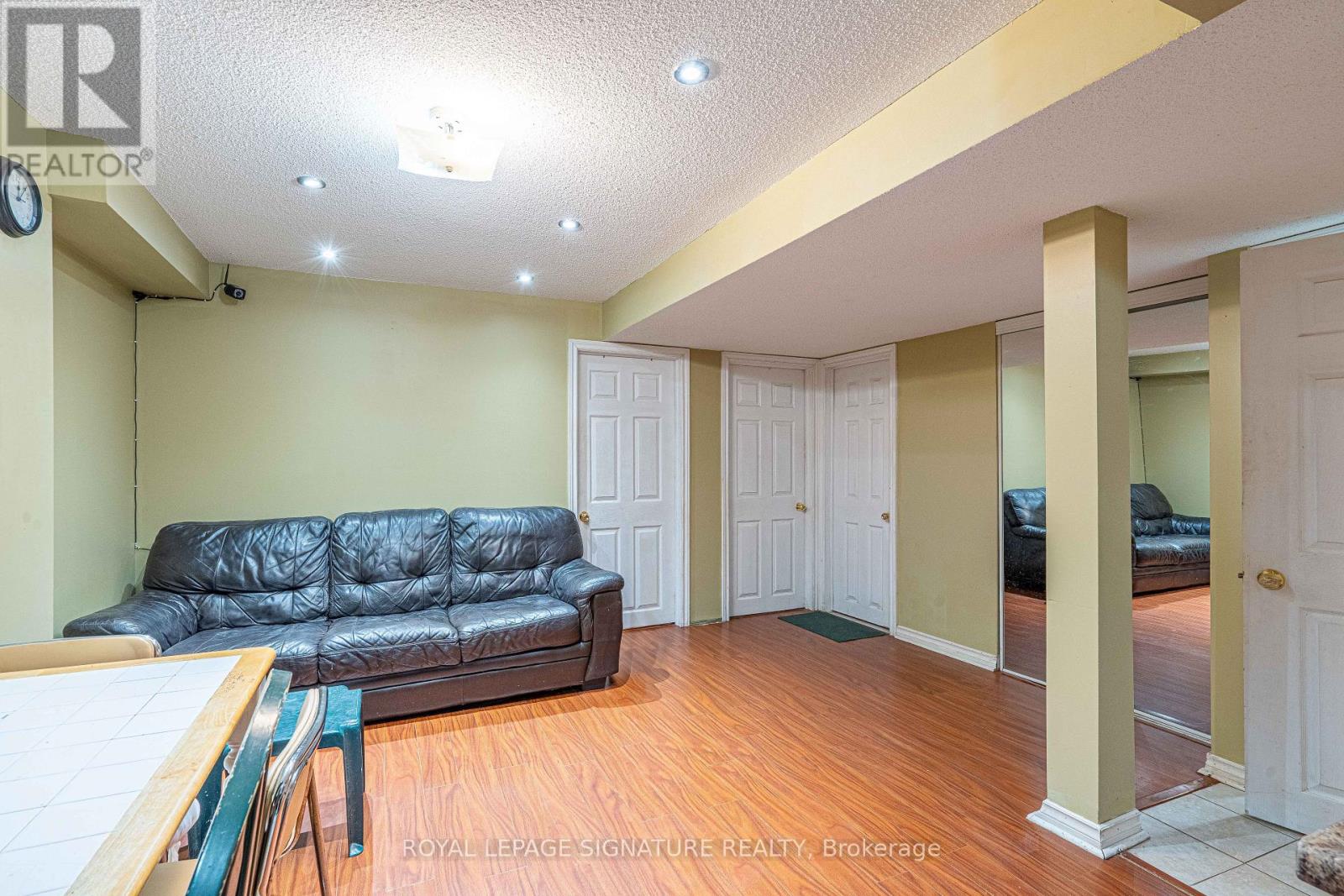 1082 Galesway Boulevard, Mississauga, Ontario  L5V 2T6 - Photo 24 - W12558794